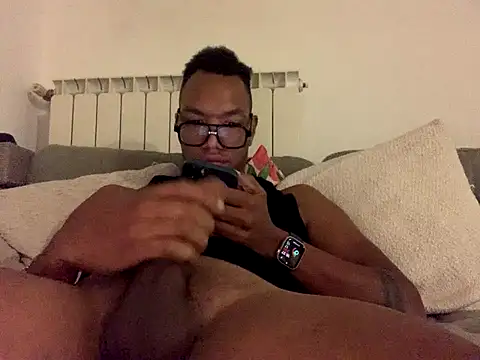 iamrafaelhot online show from November 2025 05:35:01 PM