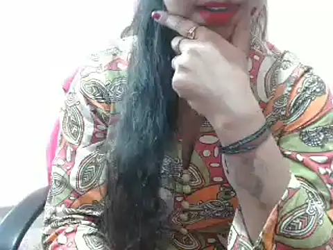 LovingPihu online show from January 2025 05:40:02 AM