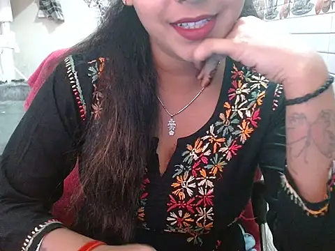 Snapshot of LovingPihu chatting on March 2026 05:41:02 AM LovingPihu online show from March 2026 05:41:02 AM
