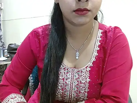 Snapshot of LovingPihu chatting on April 2026 05:23:01 AM LovingPihu online show from April 2026 05:23:01 AM