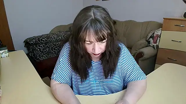 Lucretia Goldi  online show from April 2026 11:22:02 PM