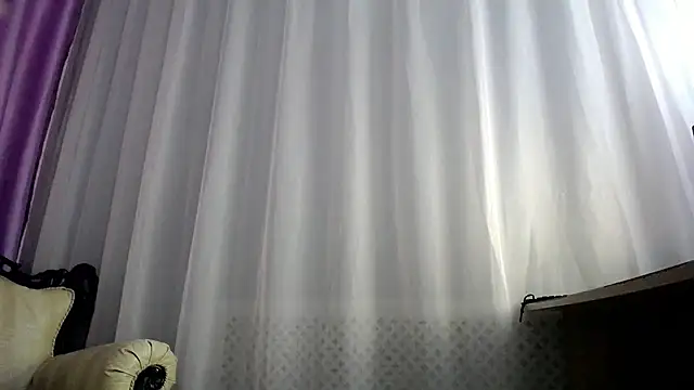 queen a n i online show from December 2024 02:23:02 PM