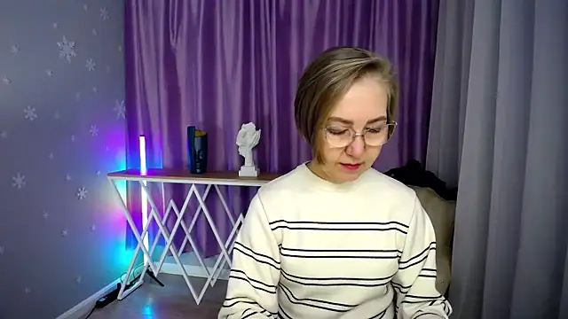 Snapshot of queen_a_n_i chatting on October 2025 08:14:01 AM queen a n i online show from October 2025 08:14:01 AM