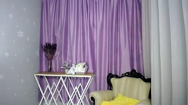 queen a n i online show from April 2026 07:24:01 AM