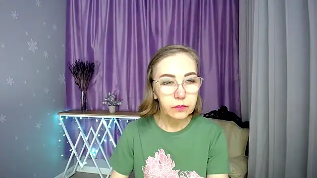 queen a n i online show from May 2026 06:30:01 AM