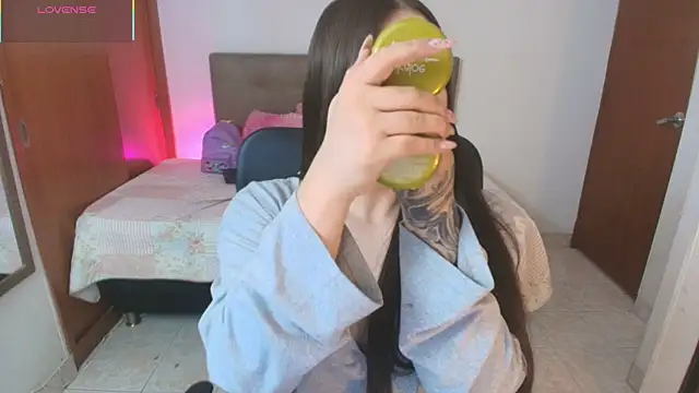 Miley Baker online show from March 2026 02:11:02 PM