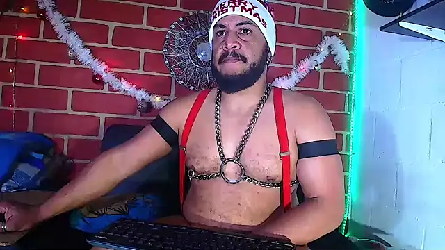 Snapshot of the_master_foal_ chatting on December 2024 04:41:01 AM the master foal online show from December 2024 04:41:01 AM