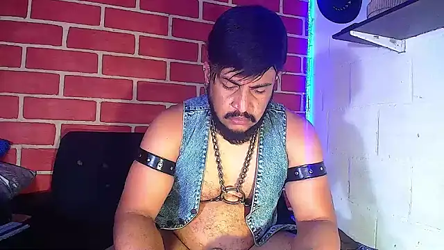 Snapshot of the_master_foal_ chatting on January 2025 10:07:02 AM the master foal online show from January 2025 10:07:02 AM