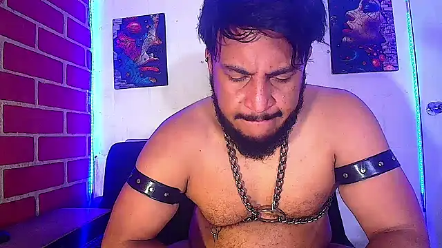 Snapshot of the_master_foal_ chatting on February 2025 01:30:01 PM the master foal online show from February 2025 01:30:01 PM