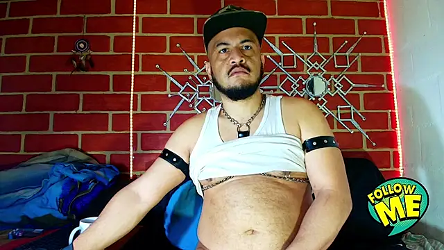 Snapshot of the_master_foal_ chatting on September 2025 02:33:01 PM the master foal online show from September 2025 02:33:01 PM