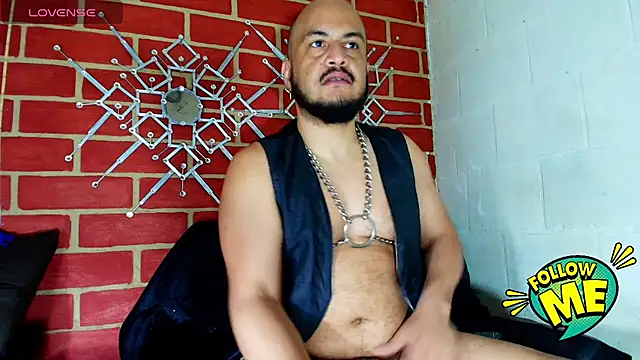 Snapshot of the_master_foal_ chatting on October 2025 02:34:01 PM the master foal online show from October 2025 02:34:01 PM