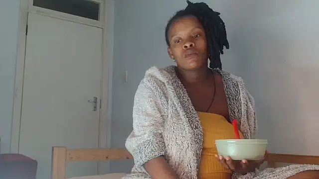 BlondQ2003 online show from October 2025 01:50:01 AM