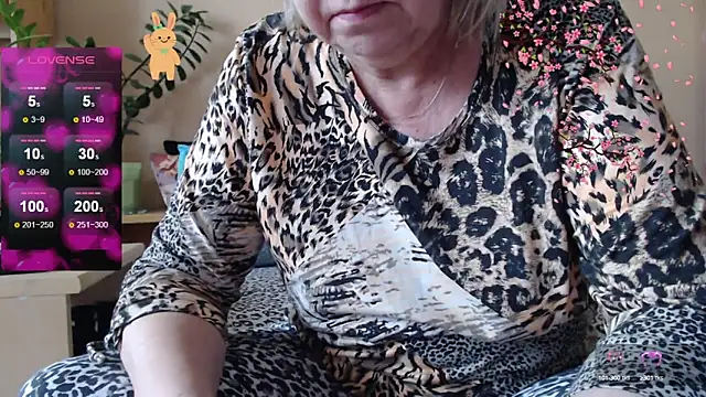 Snapshot of Margaret-milf chatting on September 2025 05:34:02 AM Margaret-milf online show from September 2025 05:34:02 AM