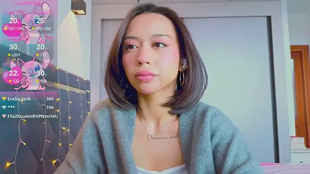 Snapshot of Mia_Tin chatting on March 2025 06:48:02 AM Mia Tin online show from March 2025 06:48:02 AM