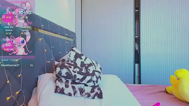 Snapshot of Mia_Tin chatting on March 2025 08:47:02 AM Mia Tin online show from March 2025 08:47:02 AM