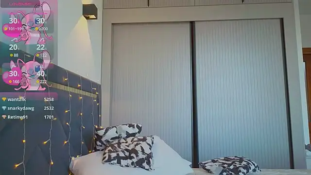 Snapshot of Mia_Tin chatting on March 2025 11:49:02 AM Mia Tin online show from March 2025 11:49:02 AM