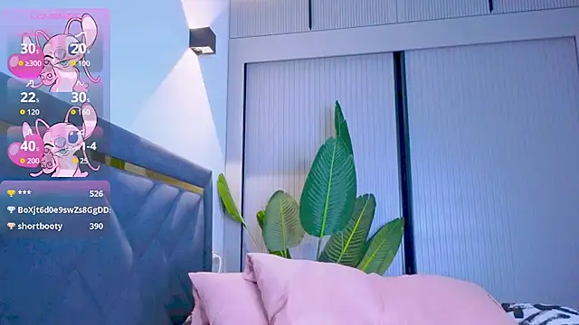 Snapshot of Mia_Tin chatting on October 2025 02:28:01 PM Mia Tin online show from October 2025 02:28:01 PM