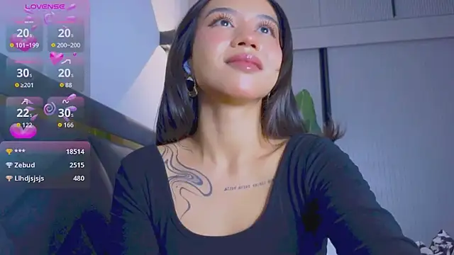 Snapshot of Mia_Tin chatting on November 2025 02:39:01 PM Mia Tin online show from November 2025 02:39:01 PM