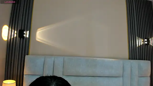 EYMI TOMSOM online show from March 2025 03:52:01 AM