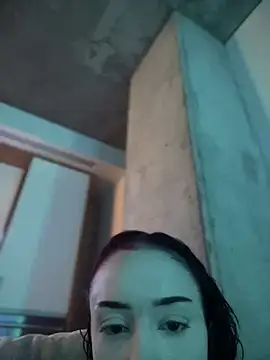 Snapshot of roxxxyrose chatting on December 2024 01:59:02 AM roxxxyrose online show from December 2024 01:59:02 AM