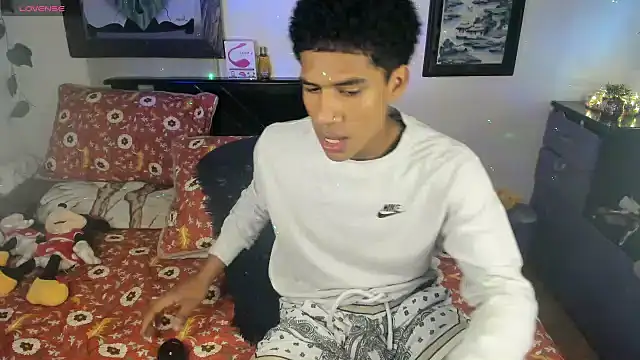 kimgodoy online show from November 2025 09:31:02 PM