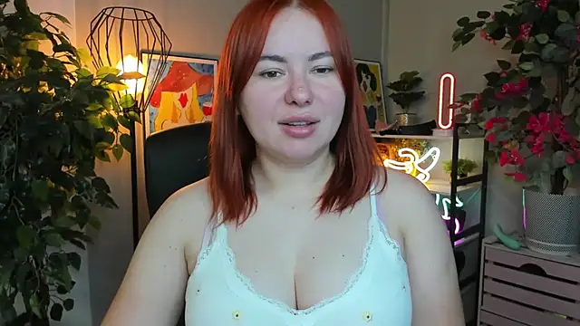 LAYLAxSTAR online show from October 2025 06:44:01 AM