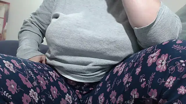 Miss Lisss online show from January 2025 04:57:02 AM