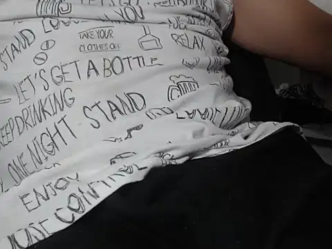 Snapshot of alexam_gal@xh chatting on February 2026 06:18:01 PM alexam galxh online show from February 2026 06:18:01 PM