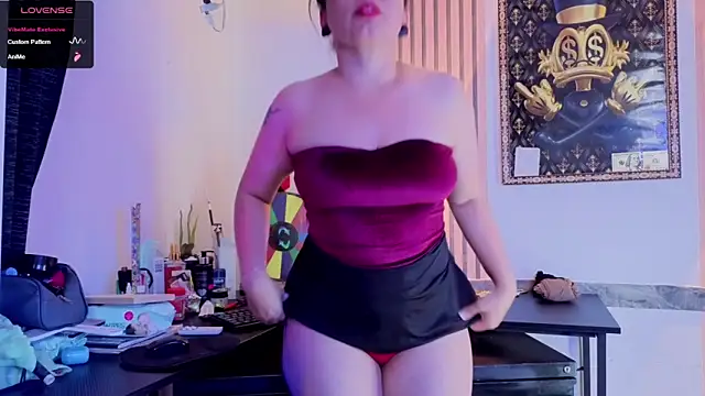 Ivvannaparis online show from May 2026 04:44:02 PM