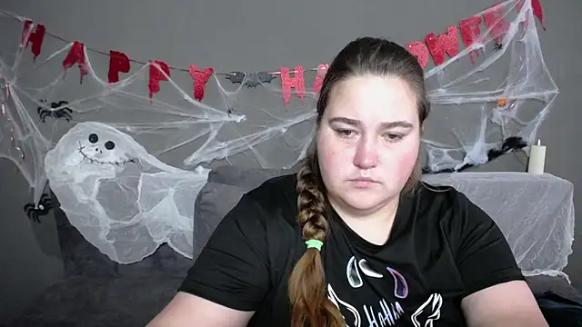 Snapshot of XX_Daniella_XX chatting on October 2025 06:25:01 AM XX Daniella XX online show from October 2025 06:25:01 AM