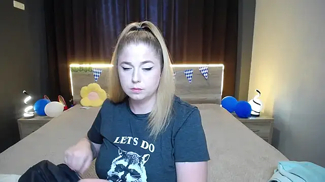 Snapshot of JessikaDaniel chatting on October 2025 06:22:02 AM JessikaDaniel online show from October 2025 06:22:02 AM