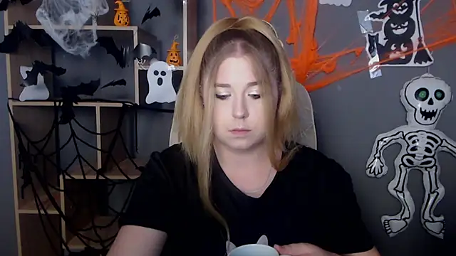 Snapshot of JessikaDaniel chatting on October 2025 06:25:01 AM JessikaDaniel online show from October 2025 06:25:01 AM