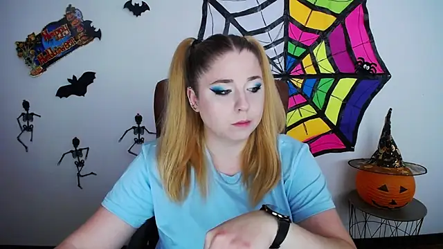 Snapshot of JessikaDaniel chatting on October 2025 06:27:02 AM JessikaDaniel online show from October 2025 06:27:02 AM