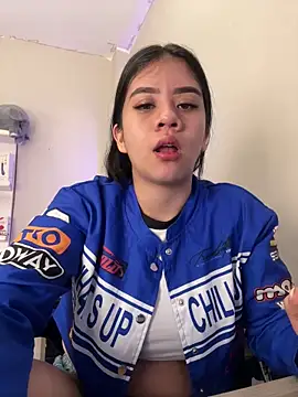 Snapshot of Alhanna_ chatting on March 2025 09:54:02 PM Alhanna online show from March 2025 09:54:02 PM