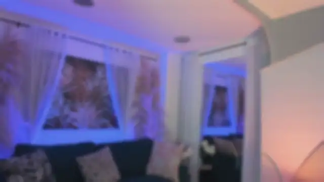 Snapshot of Nicolle_W chatting on November 2025 11:43:02 AM Nicolle W online show from November 2025 11:43:02 AM