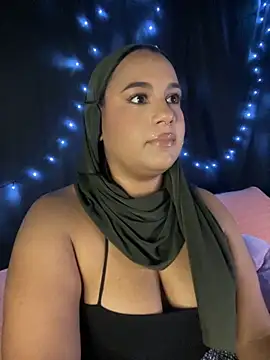 Snapshot of Maryam_yamal chatting on November 2025 08:19:01 PM Maryam yamal online show from November 2025 08:19:01 PM