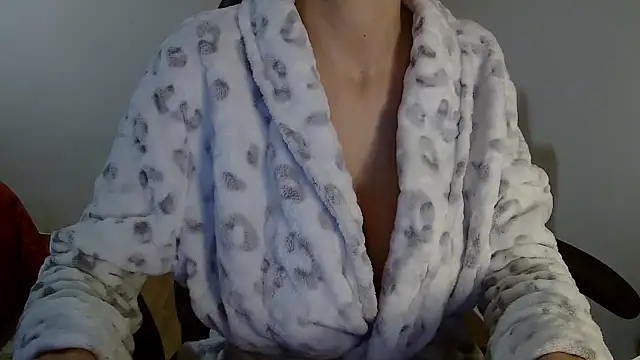 Snapshot of Vampirosa chatting on December 2025 08:16:02 PM Vampirosa online show from December 2025 08:16:02 PM