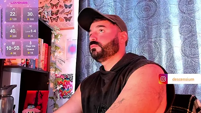 johnnyalx online show from April 2026 05:21:01 PM