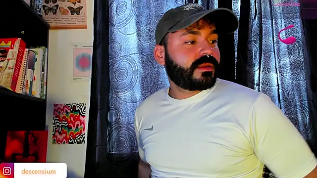 johnnyalx online show from May 2026 08:39:01 PM
