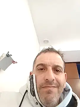 Snapshot of maxbigol chatting on December 2024 01:40:01 PM maxbigol online show from December 2024 01:40:01 PM