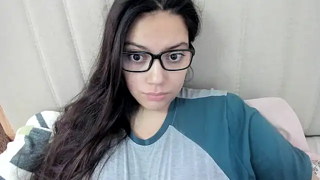 roniewester online show from October 2025 12:38:02 PM