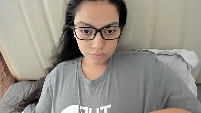 roniewester online show from November 2025 02:17:01 PM