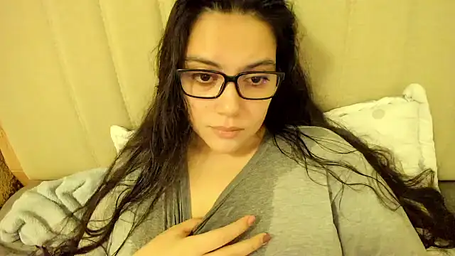 roniewester online show from June 2026 12:20:01 AM