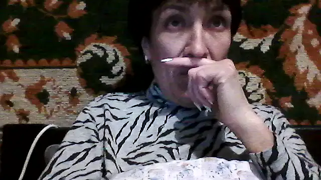 Snapshot of SunnyAmorre chatting on May 2026 08:26:01 PM SunnyAmorre online show from May 2026 08:26:01 PM