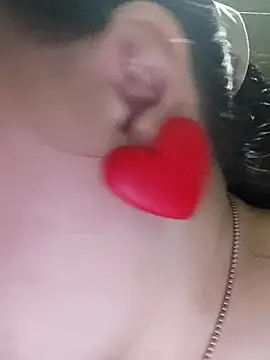 Snapshot of Rini333 chatting on October 2025 02:30:01 PM Rini333 online show from October 2025 02:30:01 PM