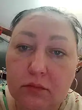 Snapshot of Rini333 chatting on February 2026 05:33:02 AM Rini333 online show from February 2026 05:33:02 AM