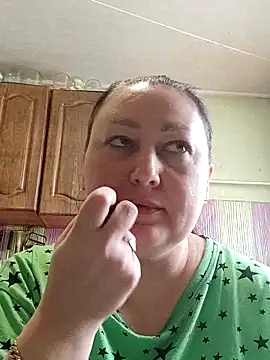 Snapshot of Rini333 chatting on February 2026 07:15:01 AM Rini333 online show from February 2026 07:15:01 AM