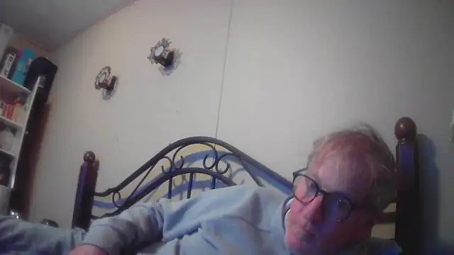 jck1m0t online show from November 2025 12:21:01 AM