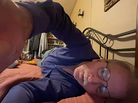 Snapshot of jck1m0t chatting on March 2026 09:18:01 PM jck1m0t online show from March 2026 09:18:01 PM