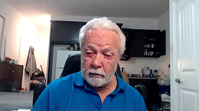 Snapshot of rockpoint69 chatting on September 2025 11:47:02 AM rockpoint69 online show from September 2025 11:47:02 AM